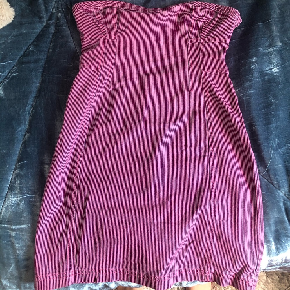 pink denim tube dress w navy blue stripes